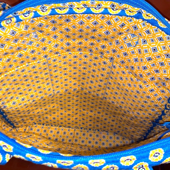 Vera Bradley Tall Zip Tote Retired Riviera Blue NWT - Picture 4 of 5